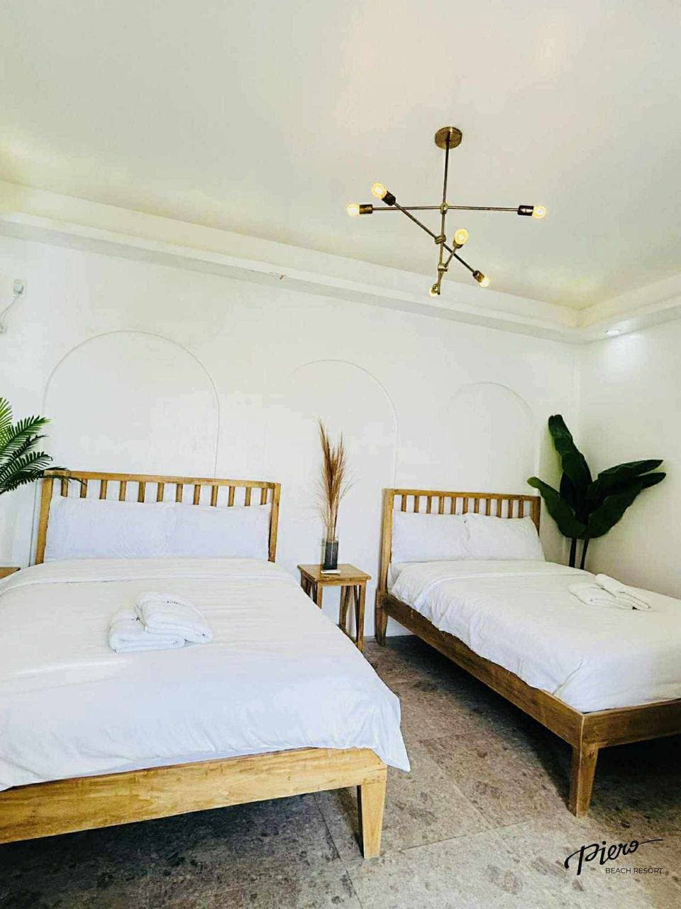 Ibiza Room thumbnail 4